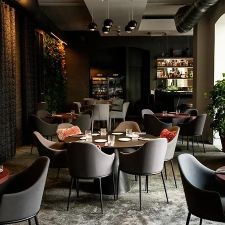 提斯扎维格塞格德酒店 酒店