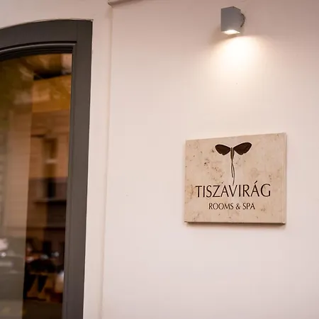 Tiszavirág 4*
