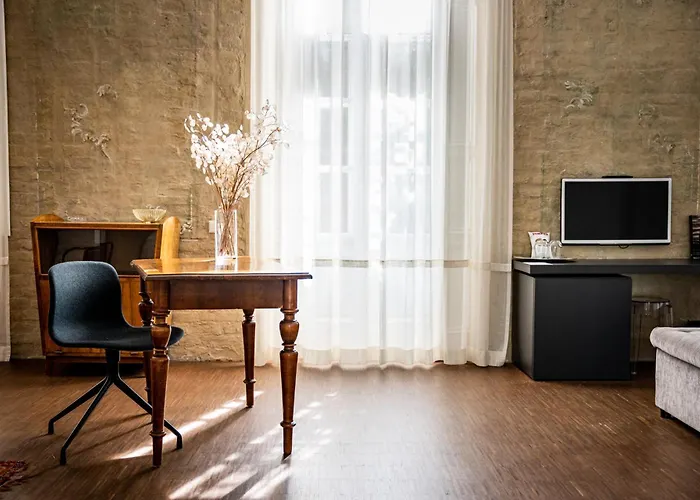 Tiszavirag Hotel Seghedin